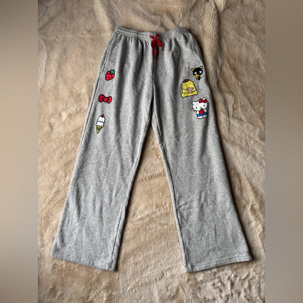 Hello Kitty and Friends Juniors sweatpants. Size large.